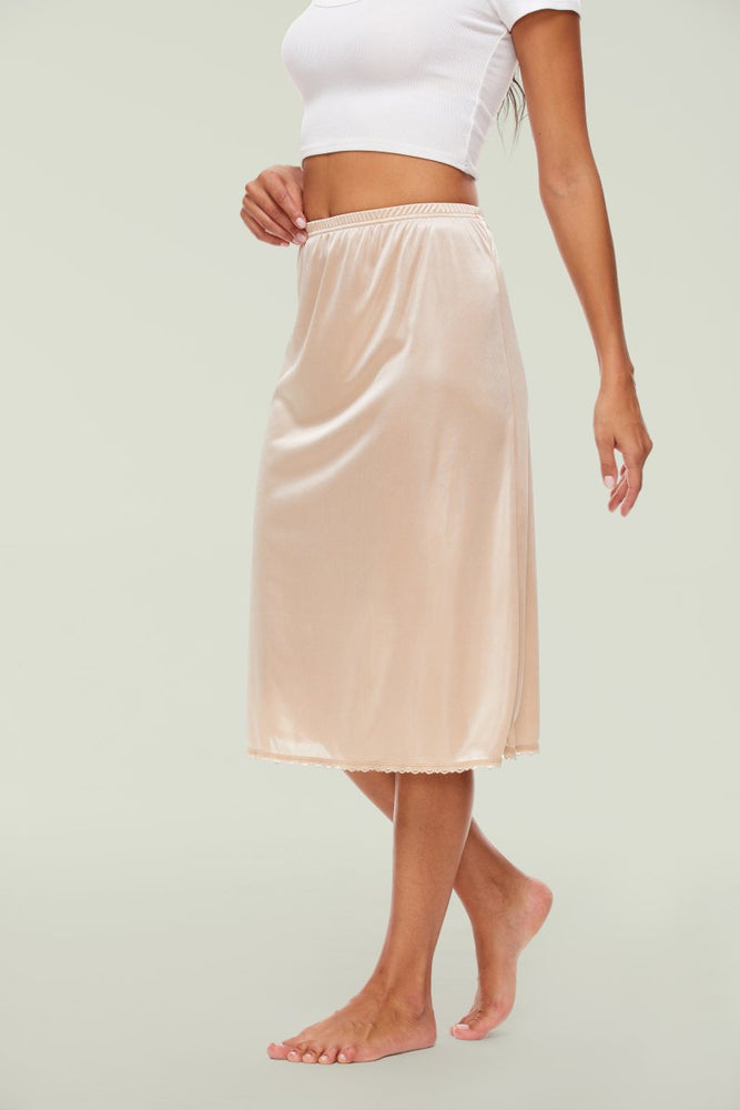 
                  
                    GYS 100% Polyester Half Slip Petticoat - No - Slit - GYS
                  
                