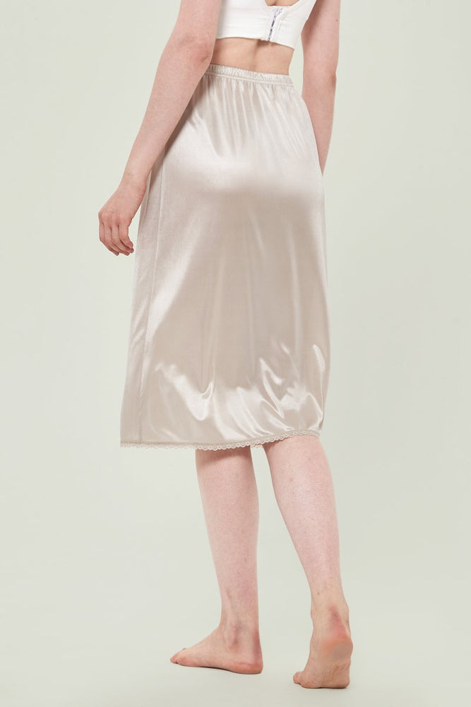 
                  
                    GYS 100% Polyester Half Slip Petticoat - No - Slit - GYS
                  
                